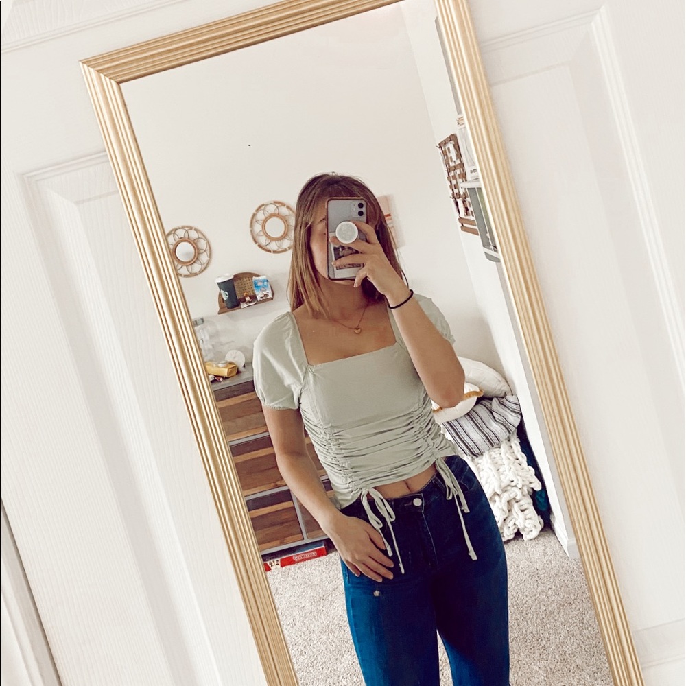 BRAND: SHEIN   SIZE: s    COLORS: green